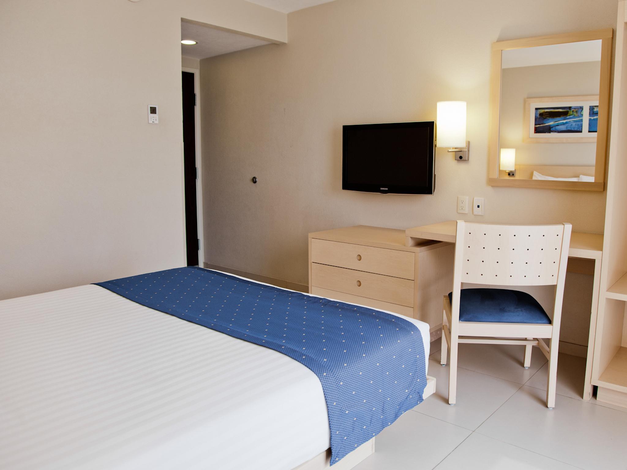 City Express Junior By Marriott Вільяермоса Екстер'єр фото