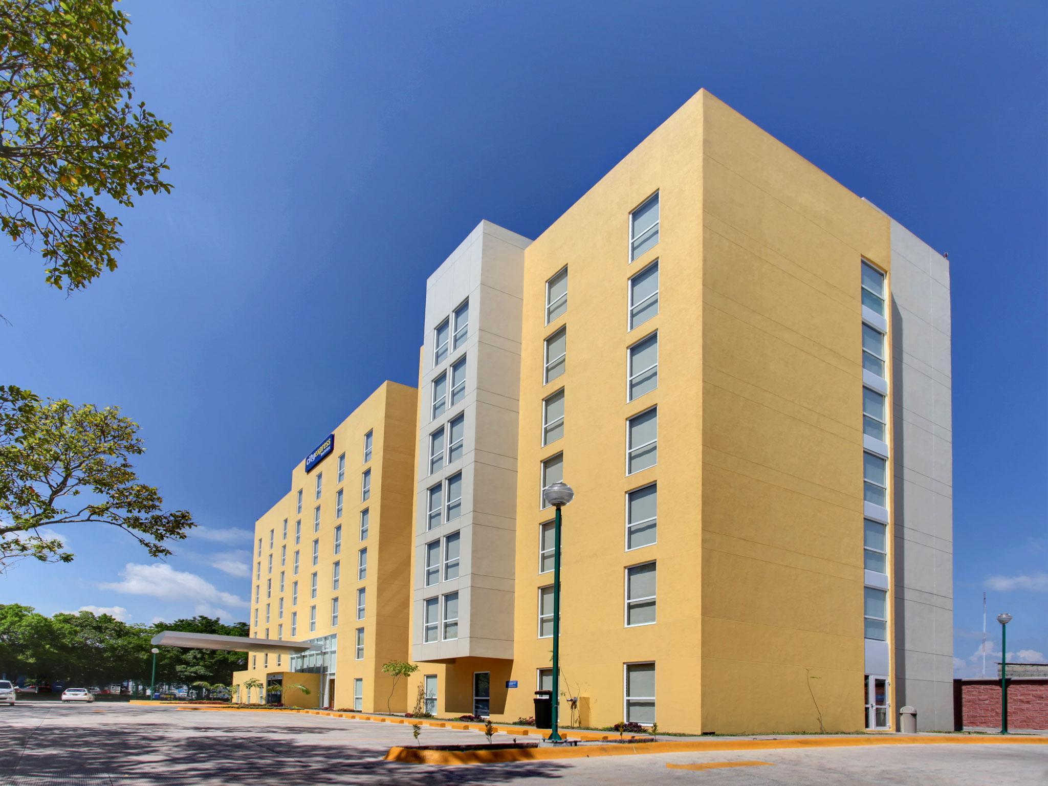 City Express Junior By Marriott Вільяермоса Екстер'єр фото