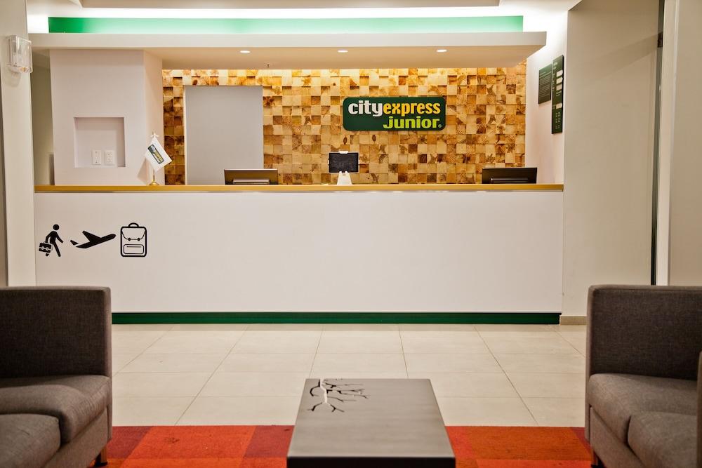 City Express Junior By Marriott Вільяермоса Екстер'єр фото